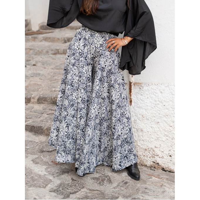 New in Bohemian casual pants skirt