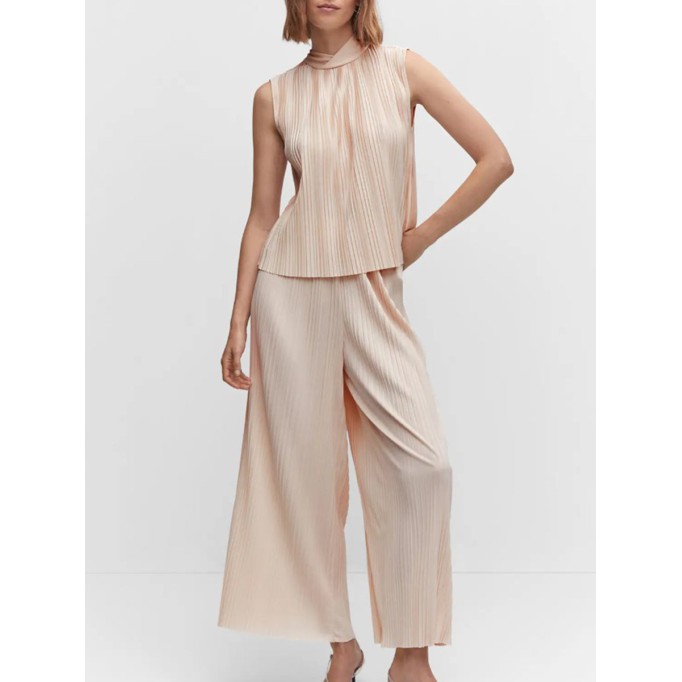 Women's 2-piece turtleneck top with wide-leg pants